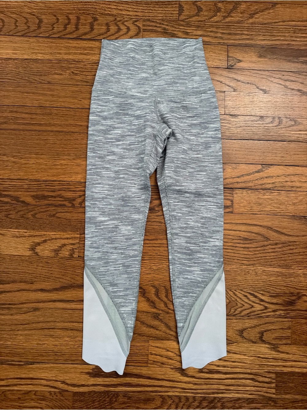 Lululemon Gray/White Leggings